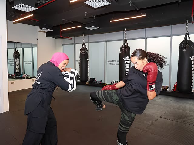 Women training Muay Thai